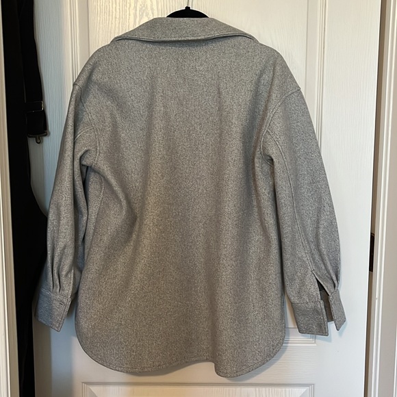 Grey Oversized Shacket from Ardene - Picture 4 of 4